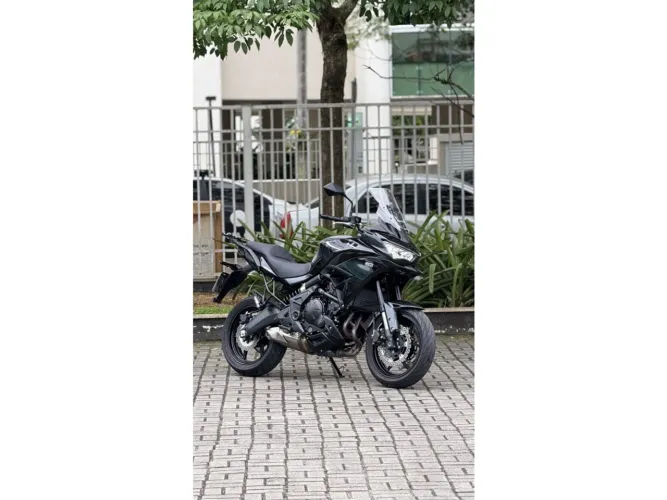 Kawasaki Versys 650 2026