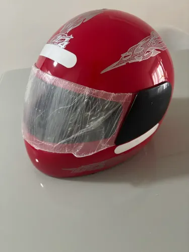 Capacete pro tork novo