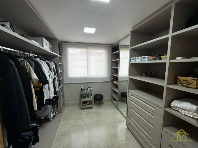387. Apartamento Montado em Jardim Camburi: 4 Quartos com Suíte com 147 m²