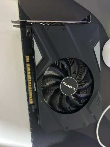 GTX 1650 super Gigabyte