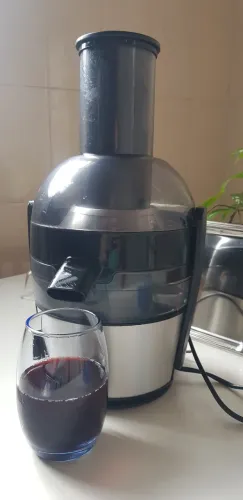 Centrifuga/juicer semi-nova em perfeito estado
