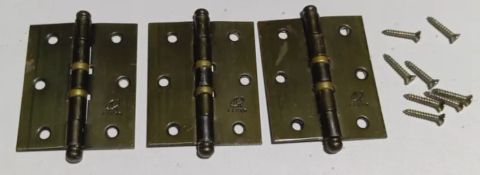 CONJUNTO 3 DOBRADIÇAS PARA PORTA RM LATÃO