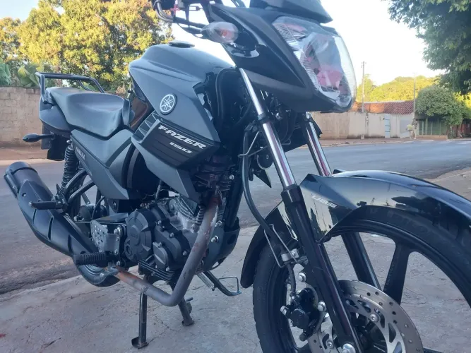 Fazer 150 Preta 2023