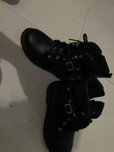 Bota molequinha