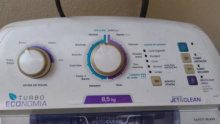 Electrolux 8,5kg Jet&Clean 220v