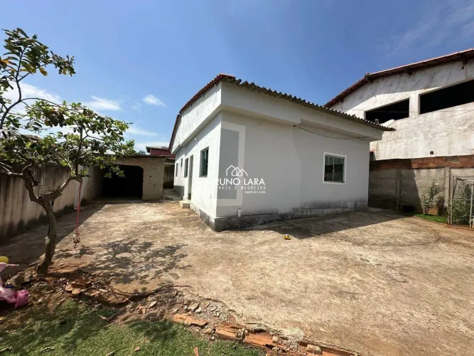 Casa à venda no bairro Jardim das Roseiras - Igarapé/MG