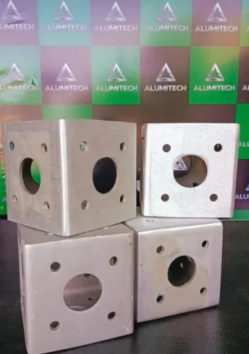 Conector Cubo Modular Alumitech Para Estruturas De Alumínio