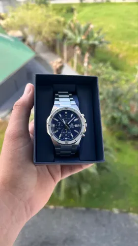 Relógio Casio Masculino Efv-640d-2avudf Edifice Cronógrafo