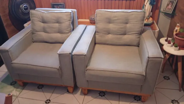 Dupla de poltronas cinza