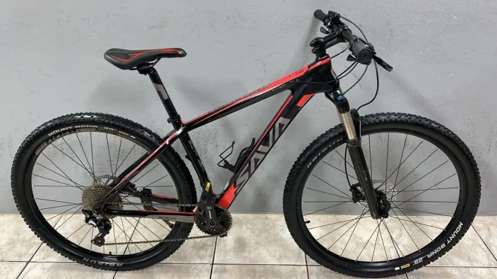 Bicicleta Sava de carbono