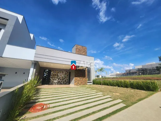 Casa com 3 dormitórios à venda, 183 m² por R$ 1.840.000,00 - Condominio Jd Recanto das Agu