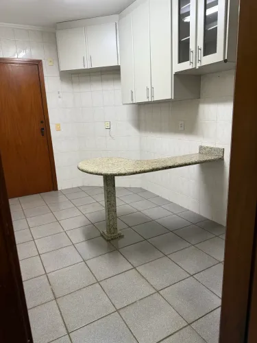 Mesa de mármore icarai 