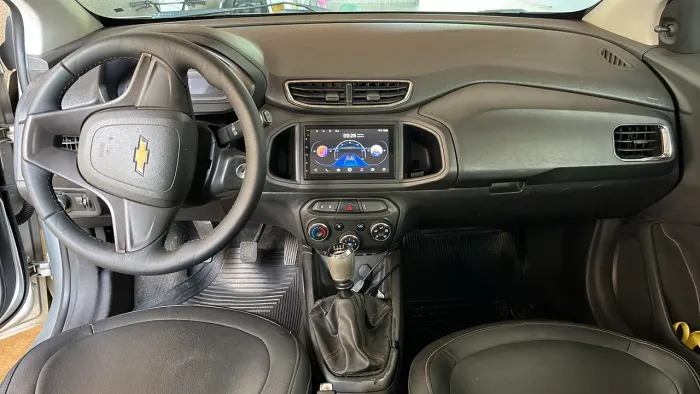 Chevrolet Onix Hatch LT 1.4 8V Flex Power Mec. 4P 2013