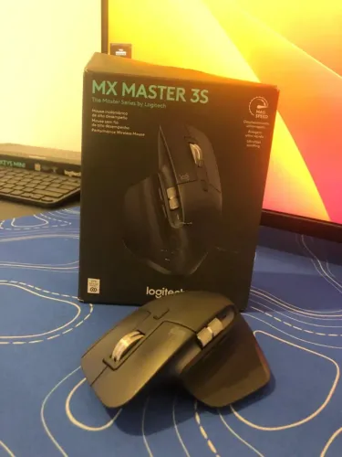 Mouse Logitech MX Master 3S - Grafite (Seminovo)