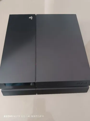 Vídeo game PS4 400 Gb