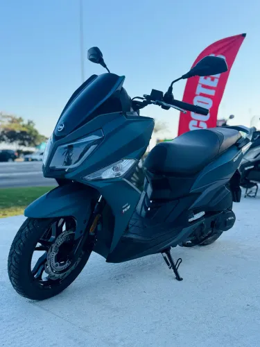 Scooter Cruisym 150