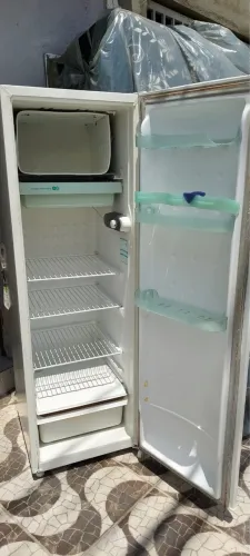 Geladeira cônsul garantia de 3 meses 580