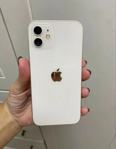 iPhone 12