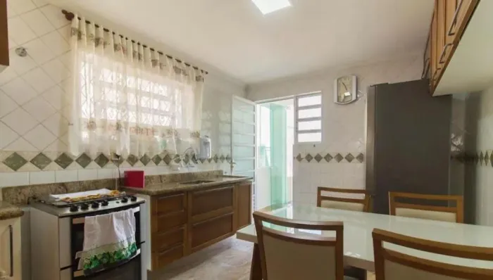 Imperdível oportunidade! Casa à venda em São Paulo-SP, Vila Gumercindo: 2 quartos, 2 banhe