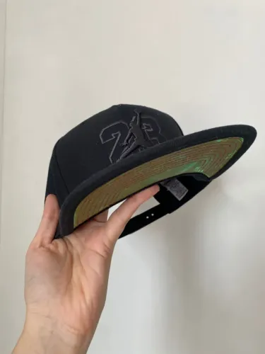 Boné Air Jordan 23 Jumpman Snapback Holográfico