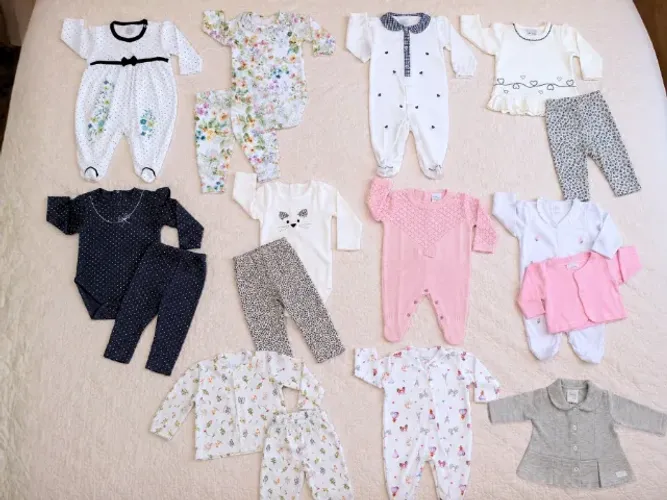 Lote 17 peças NOVAS de inverno para bebê menina de 1 à 3 meses 