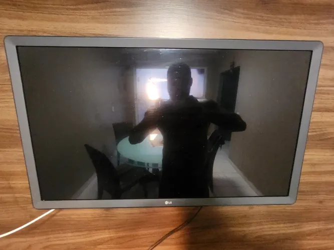 TV LG 32" não é Smart funcionando perfeitamente