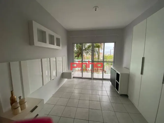 Casa com 2 dormitórios para alugar, 60 m² por R$ 2.794,40/mês - Canasvieiras - Florianópol