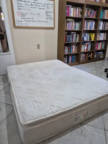 Colchão de molas casal Umaflex