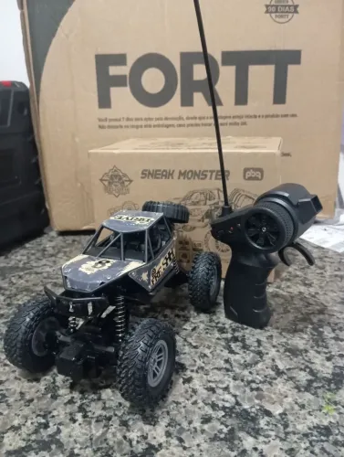 Carrinho de Controle Remoto Off Road 4x4
