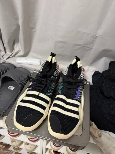 Adidas Trae Young 2