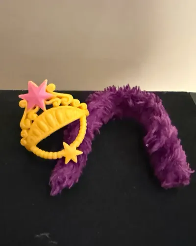 My Little Pony Coroa Twillight e Cachecol (boneca não está a venda)
