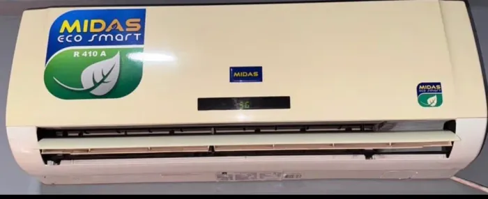 Ar-condicionado 12.000 btus , quente e frio mideA