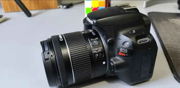 Canon Eos Rebel Sl2 200d Dslr + 3 Lentes 18-55mm 50mm 55-250