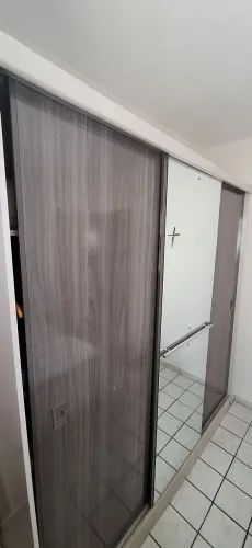 Guarda roupa de casal