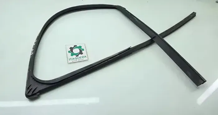 Borracha Porta Vidro Dianteira Esquerda Honda Fit Ano 2016 Preto