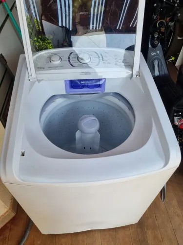 Lavadora Electrolux 15 kg novíssima