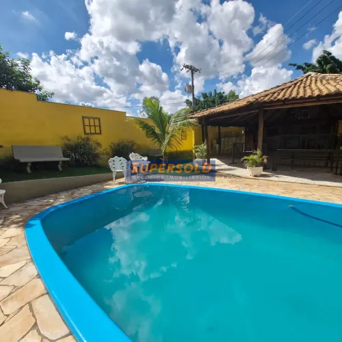 Chácara à Venda com 6.952m² - 05 Dormitórios/ Quartos Sendo 01 Suíte  R$ 3.500.000,00  no 