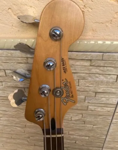 Baixo Fender Jazz bass 2006 4 cordas
