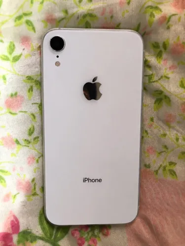 iPhone XR