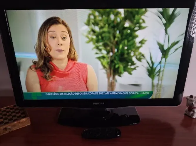 TV Digital Philips 32" 32pfl5615d | Estado de Nova