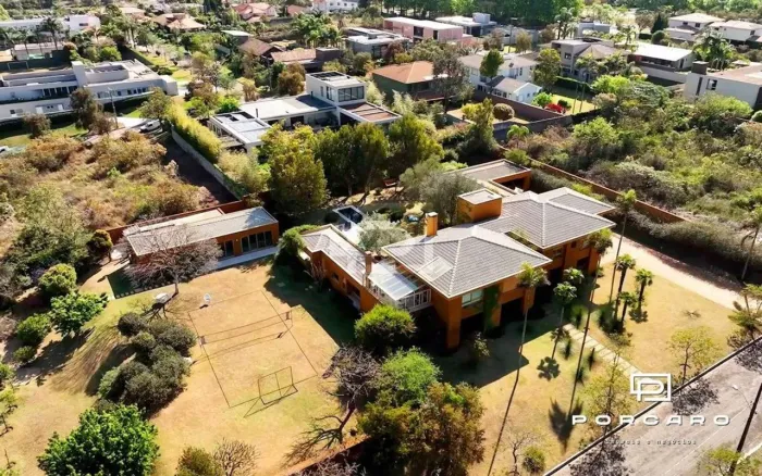Residência de luxo na Serra dos Manacás: Um paraíso privado em Nova Lima