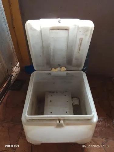 CAIXA DE ENTREGA MOTO