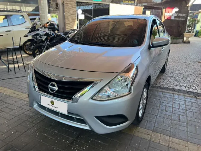 Nissan Versa SV 1.6 16V Flexstart 4P Mec. 2016