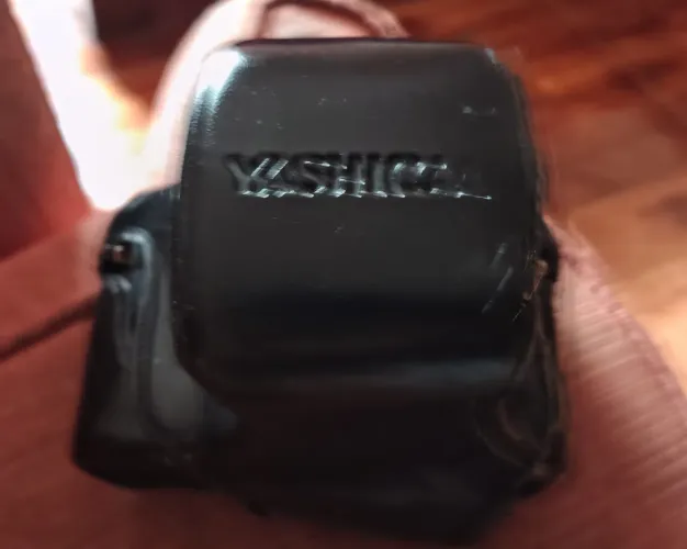 Yashica FX-D  Quarts 