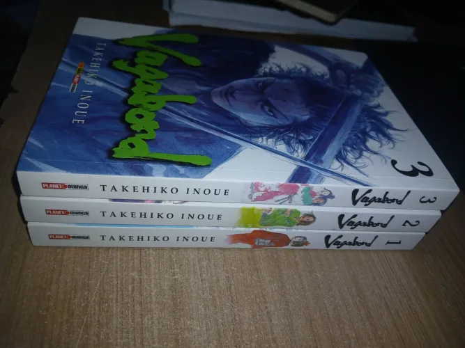 3 mangas vagabond em excelente estado!