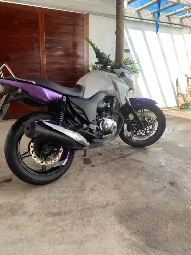 TITAN 150 2015