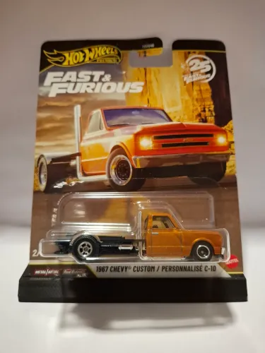 Hot wheels premium Chevy C10 V&F