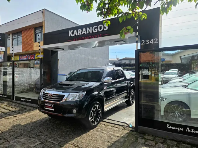 Toyota Hilux CD SRV D4-d 4X4 3.0 TDI Diesel AUT 2013