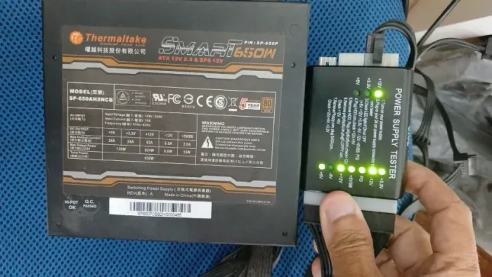 Fonte de Alimentação Thermaltake Smart 650W Preta - 650AH2NCB