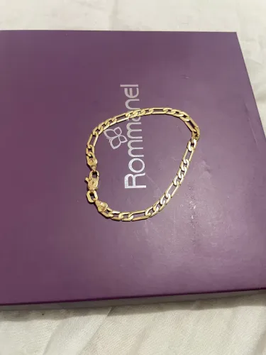 Pulseira dourada